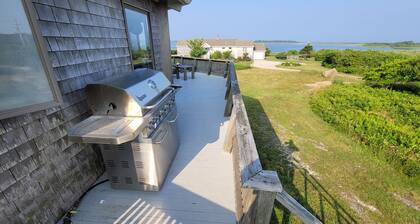 Stunning Sunsets with beach access!