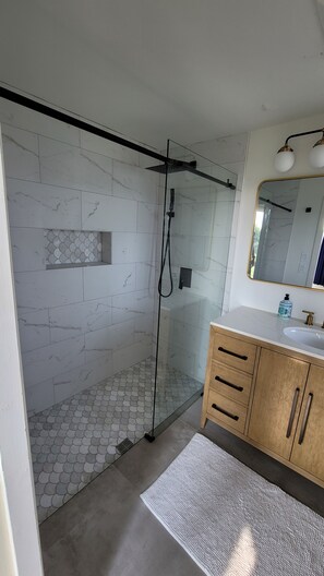 Shower, soap