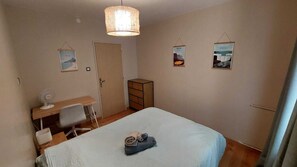 2 bedrooms, WiFi, bed sheets