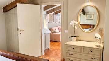1 bedroom, travel crib, WiFi (free), bed sheets
