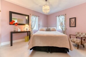 4 Schlafzimmer, Schreibtisch, Bügeleisen/Bügelbrett, kostenloses WLAN