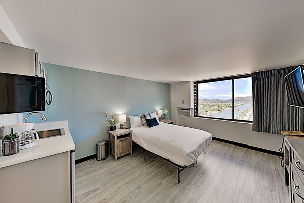 Fer et planche à repasser, Wi-Fi gratuit, draps fournis