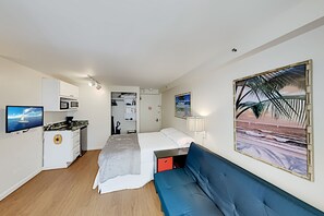 Bügeleisen/Bügelbrett, kostenloses WLAN, Bettwäsche