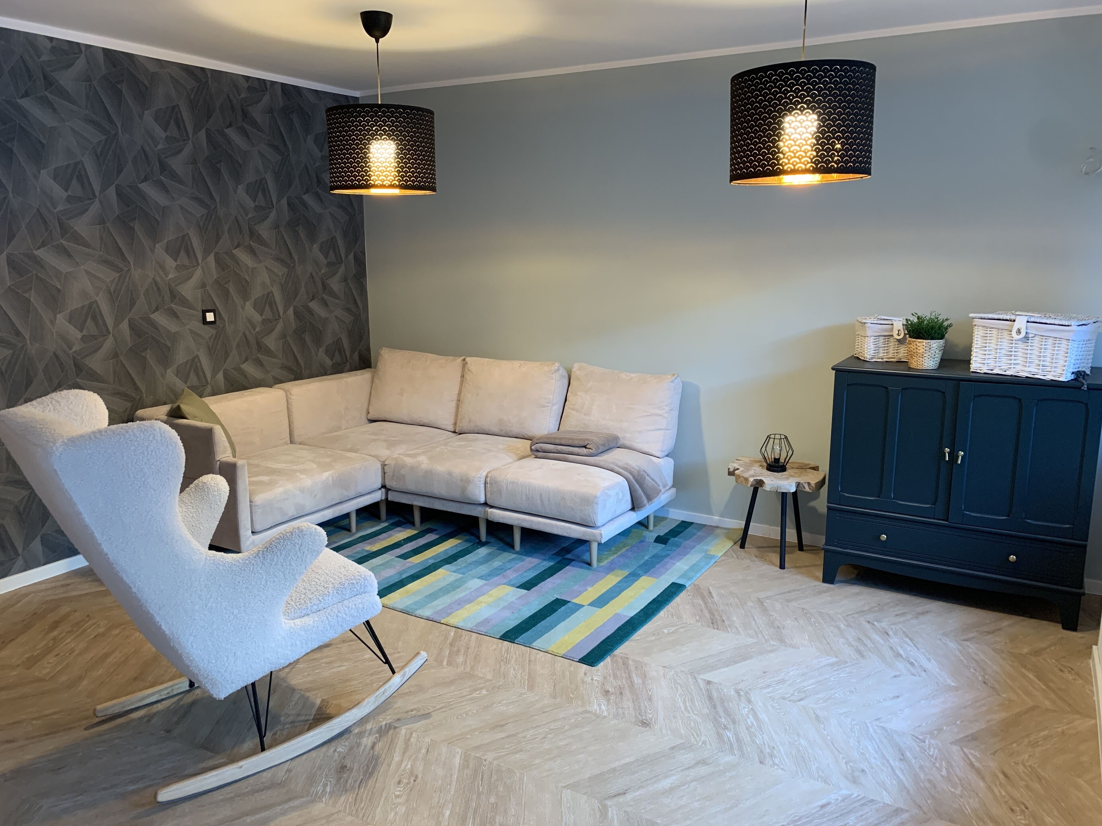 Comfort Apartment | Living area | 60-cm Smart TV with digital channels, TV