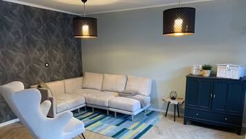 Comfort Apartment | Living area | 60-cm Smart TV with digital channels, TV