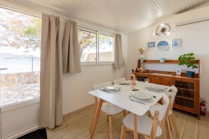 Dining - Le Cigalou, an authentic fisherman's cottage (Hyères)
