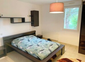 3 Schlafzimmer, Bügeleisen/Bügelbrett, kostenloses WLAN, Bettwäsche