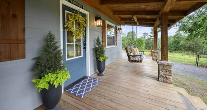 Beautiful Farmhouse North of Broken Bow! 74 private acres-Stocked Pond!