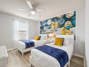 4 chambres, fer et planche à repasser, Wi-Fi, draps fournis