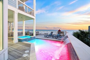 Et oppvarmet basseng