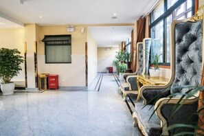 Interior - Yi Long Hua Chen Impress Business Hotel (Yilong)