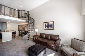 Apartamento, 2 habitaciones | Zona de estar