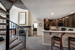 Apartment, 2 Bedrooms | Private kitchen | Fridge, oven, coffee/tea maker, toaster - Family Getaway~skiing, Ice Castles & Golf Course 2204 2 Bedroom Apts by RedAwning (Midway)