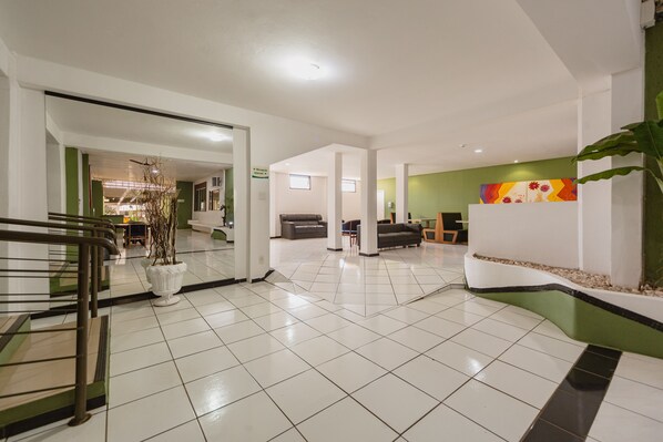 Terrace/patio - HOTEL JARDIM (Jau)