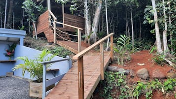 Enceinte de lâhĂ©bergement