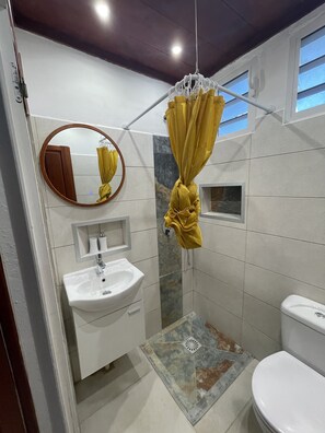 Hair dryer, towels, toilet paper
