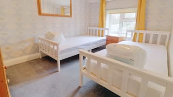 2 chambres, fer et planche Ă repasser, Wi-Fi, draps fournis