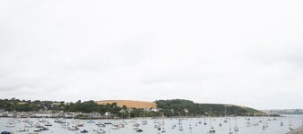 4 Bedroom Cottage with panoramic Sea views