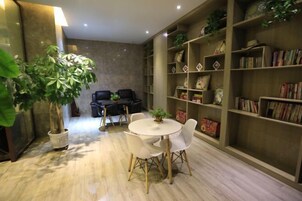 ล็อบบี้เลานจ์