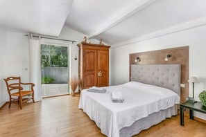 5 bedrooms, WiFi, bed sheets - Villa with heated pool in a privileged setting (Combaillaux)