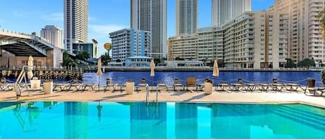 Outdoor pool, sun loungers