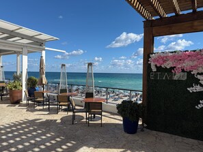 Restaurant - Beachwalk Resort (Hallandale Beach)
