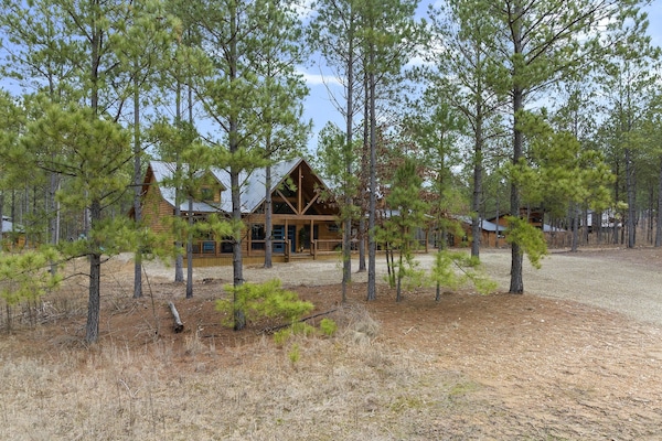 Slip into vacation mode at The Conifer Cabin—where luxury, nature, and comfort come together in one unforgettable escape.