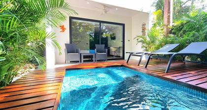 Cool Jungle Casita with pool and A/C
