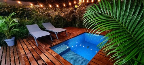 Cool Jungle Casita with pool and A/C