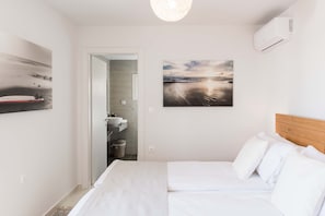 Comfort House, 2 Bedrooms, Sea View