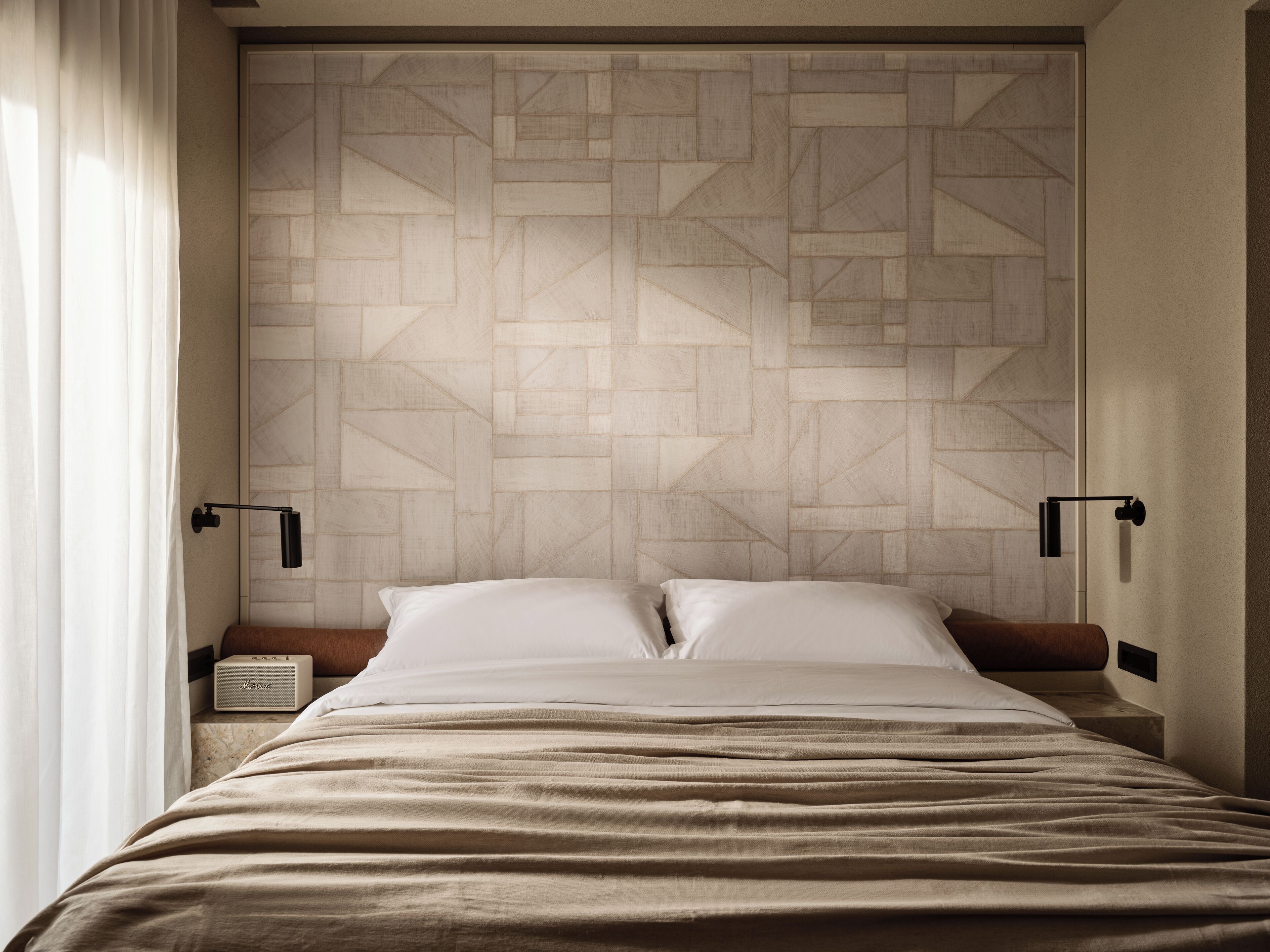 Minibar, caja de seguridad en la habitación, escritorio y wifi gratis 