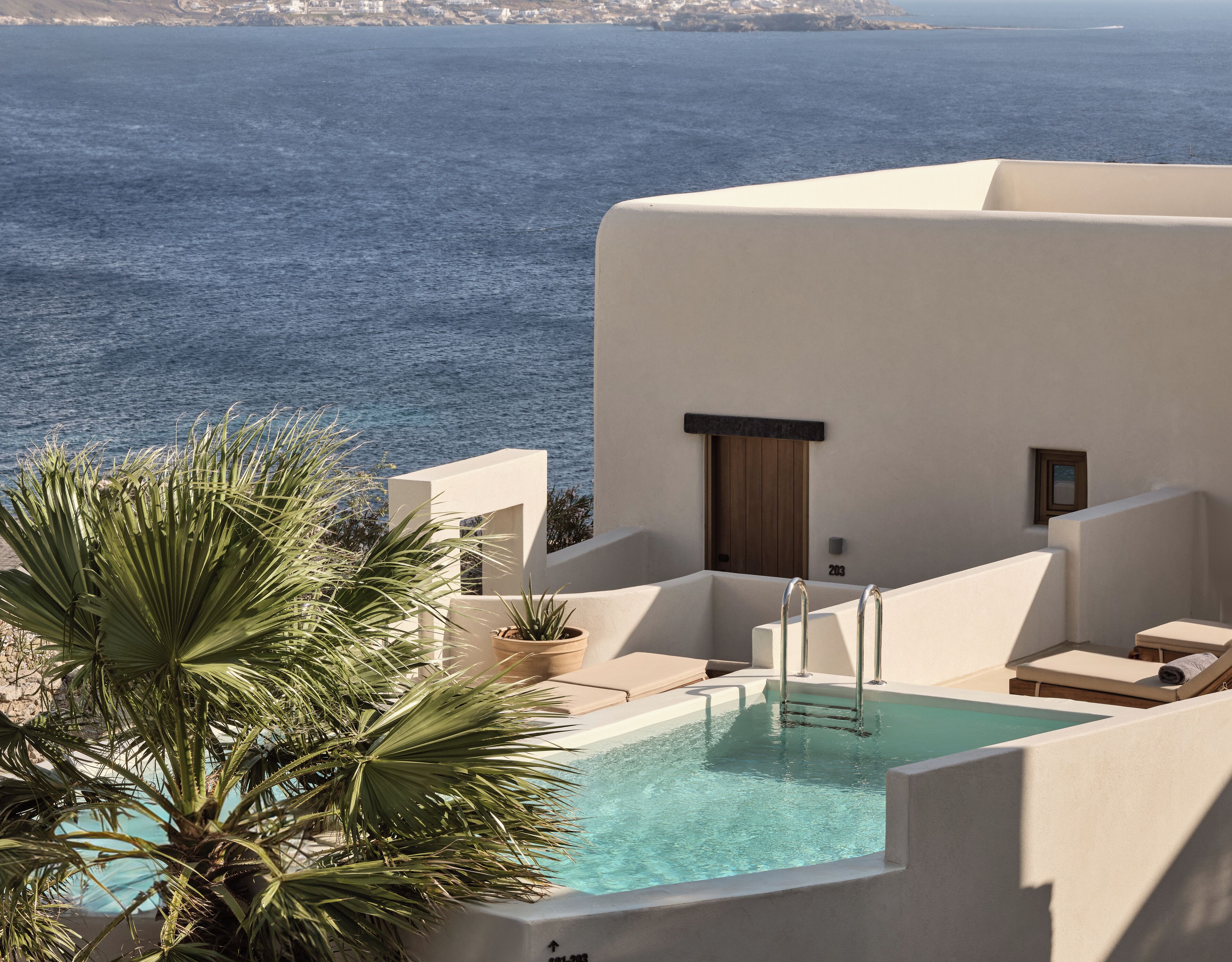 OMEON Signature Suite Sea View with Private Pool | 迷你吧、房內夾萬、書桌、免費 Wi-Fi