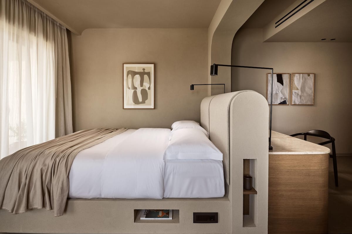 1 bedroom, minibar, in-room safe, desk