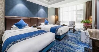 Ann Keats Hotel