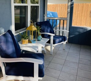 Terrace/patio - Family-Sized 2BR/BA House-5 Minutes to the Beach! Pets/Dogs Welcomed! (Panama City Beach)