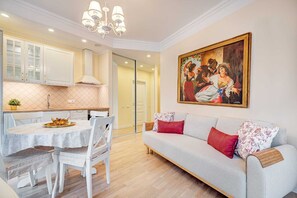 Living area - Happy Inn Classical Style , selfcheck-in. Underground parking (Vilnius)