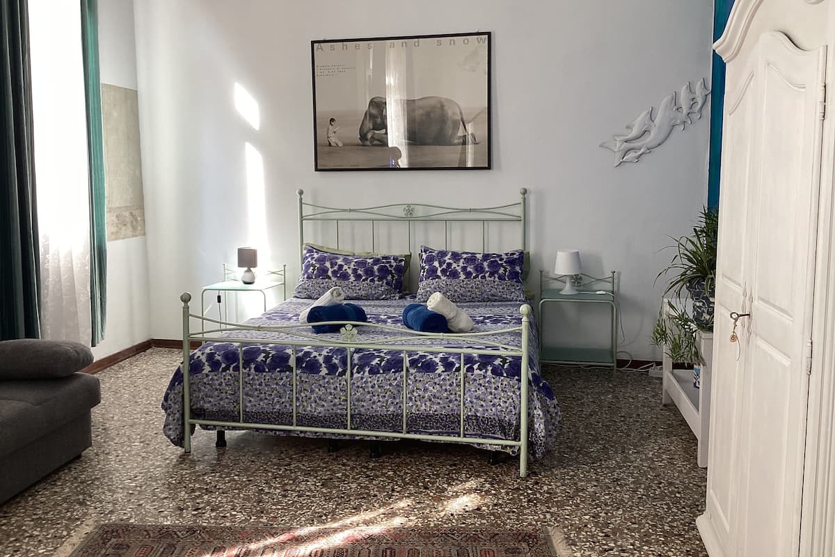 Family Room (Terracqua) | 2 bedrooms, blackout drapes, iron/ironing board (on request)