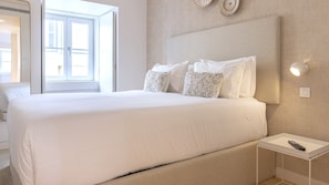 2 bedrooms, iron/ironing board, travel crib, free WiFi