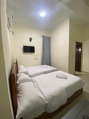 Family Double Room | Laptop workspace, blackout drapes, free WiFi - Sneferu Hotel (Giza)