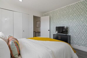 1 bedroom, desk, iron/ironing board, free WiFi