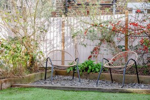 Terrace/patio - Garden| Full Kitchen| King Bed| Modern bathroom (London)