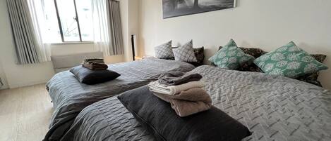 1 Schlafzimmer, Bügeleisen/Bügelbrett, kostenloses WLAN, Bettwäsche