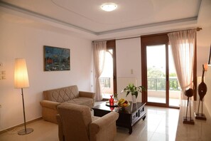 Living area - Spotless Apt in the Heart of Sisi (Agios Nikolaos)