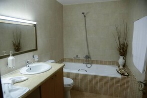 Apartment | Bathroom | Shower, hair dryer, towels - Spotless Apt in the Heart of Sisi (Agios Nikolaos)