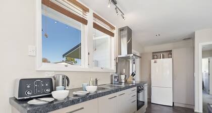 The Orchard House - Turangi Holiday Home