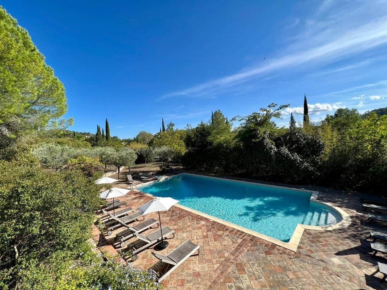 Piscine extérieure