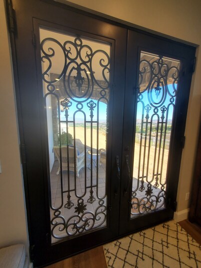 Romantic 1 Bedroom Villa Overlooking the Vineyards with INCREDIBLE VIEWS!