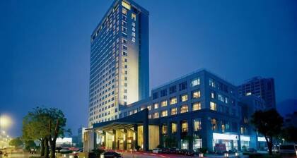 Peninsula Hotel