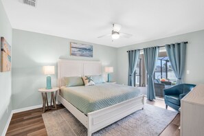 3 Schlafzimmer, Schreibtisch, Bügeleisen/Bügelbrett, kostenloses WLAN