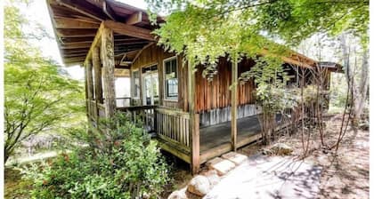 Unique Cypress cottage, close to Charlottesville with mountain views.